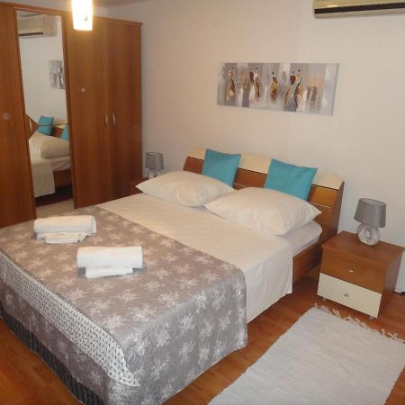 Apartman Dani Zara Esterno foto