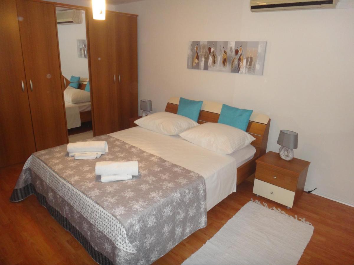 Apartman Dani Zara Esterno foto