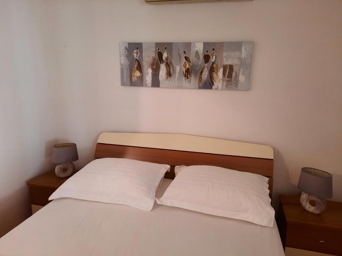 Apartman Dani Zara Esterno foto