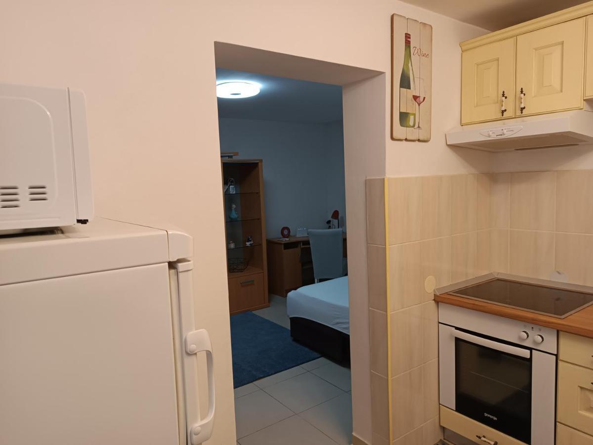 Apartman Dani Zara Esterno foto